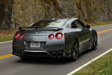 深圳龙华区急用钱找生意贷款公司靠谱吗全方位解析